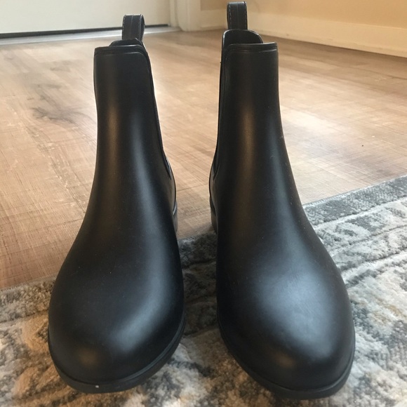 sam edelman chelsea rain boots